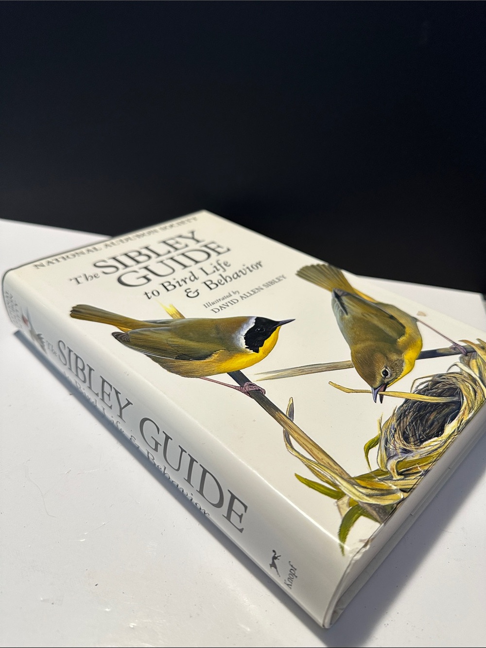 The Sibley Guide to Bird Life & Behavior - White/Yellow Cover